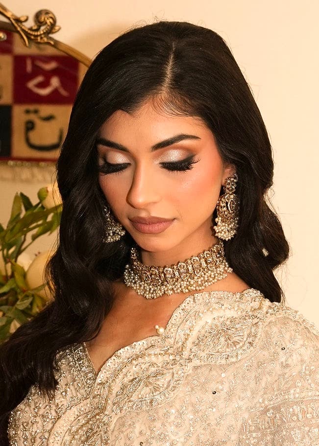 Bridal Glam makeup look by Beeha Beauty in Mississauga for bridal and event clients